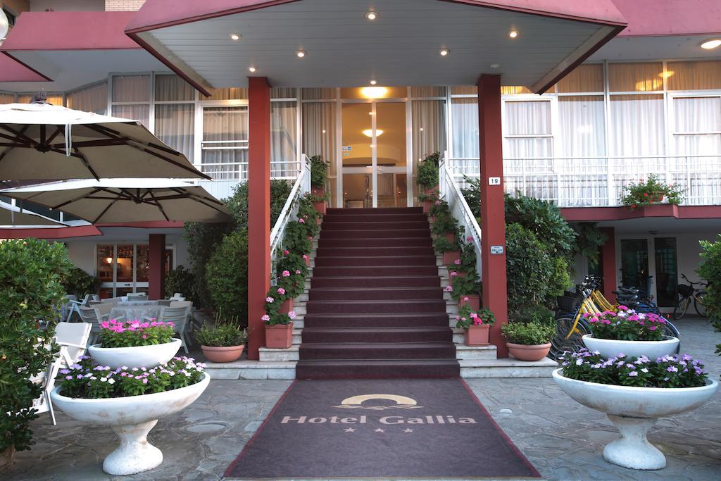 Gallia Club Hotel Чезенатико Экстерьер фото